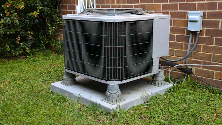 hvac outside of house 