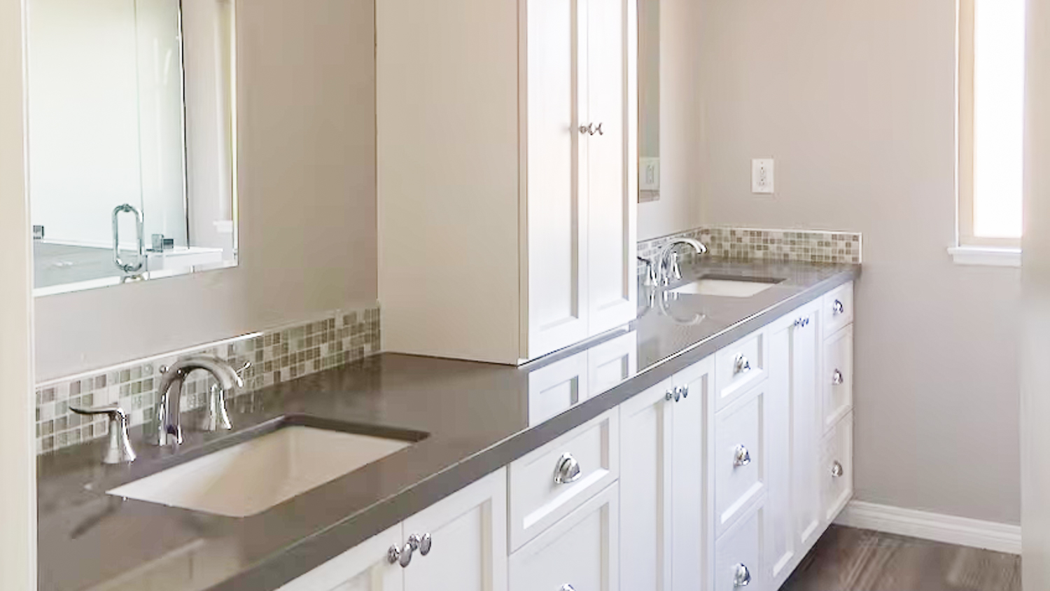 Bathroom with modern sinks