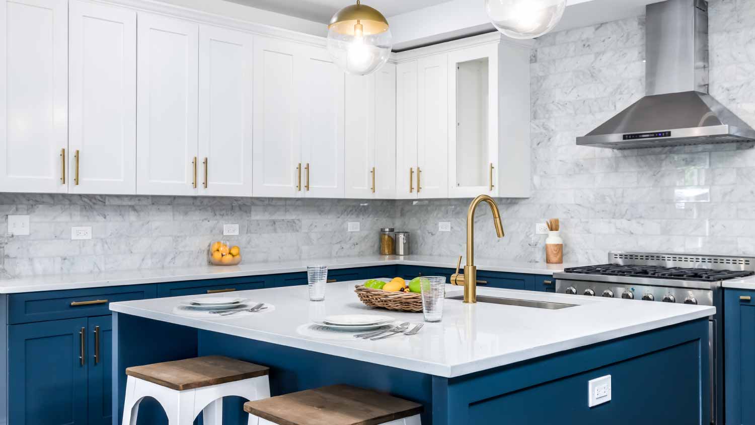 Blue and white kitchen