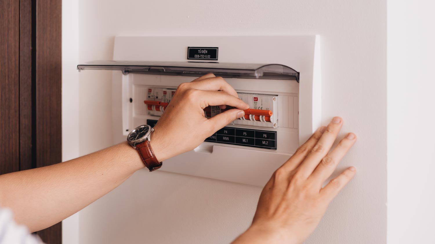 A circuit breaker board