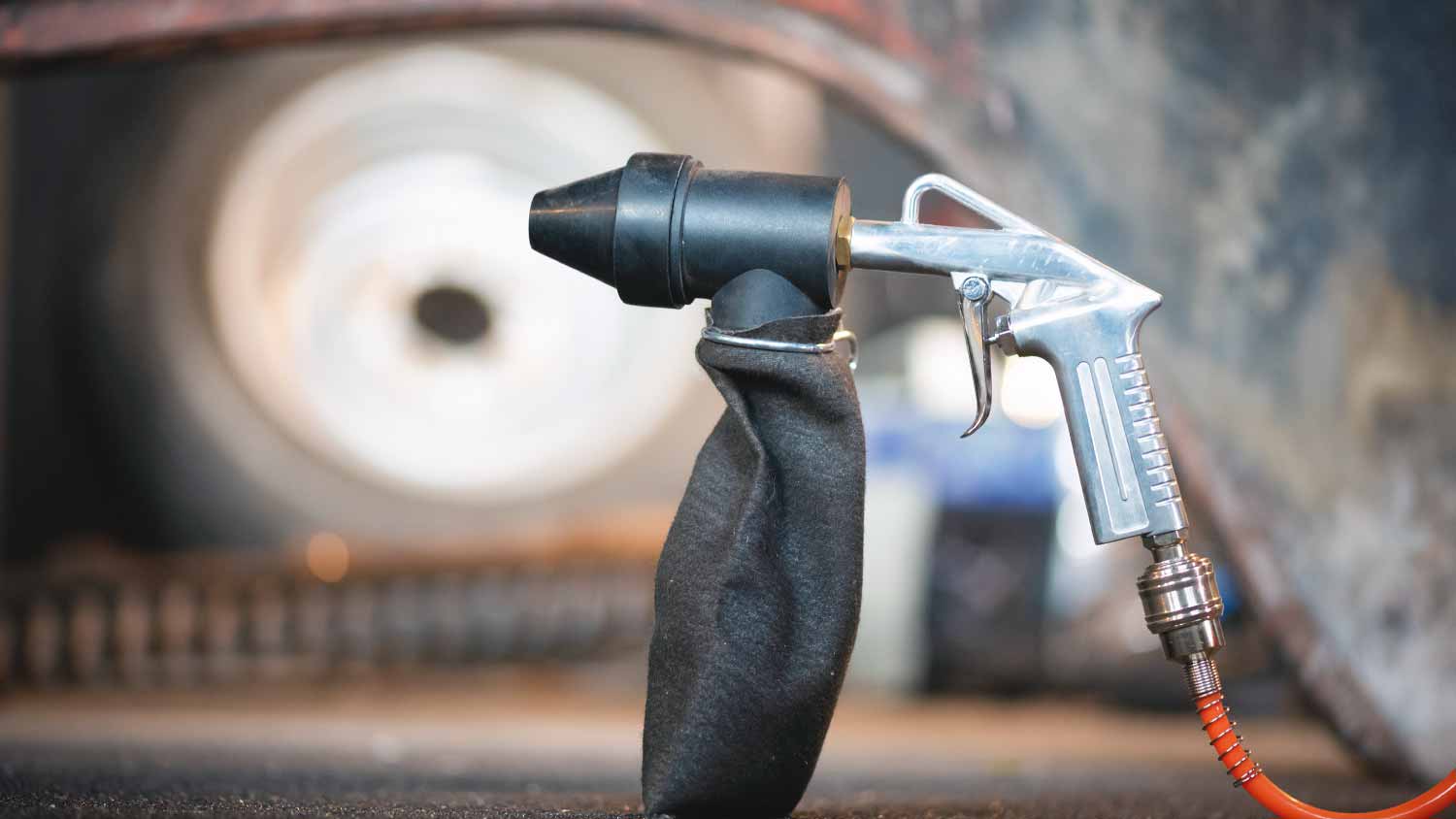 Close up sandblasting gun