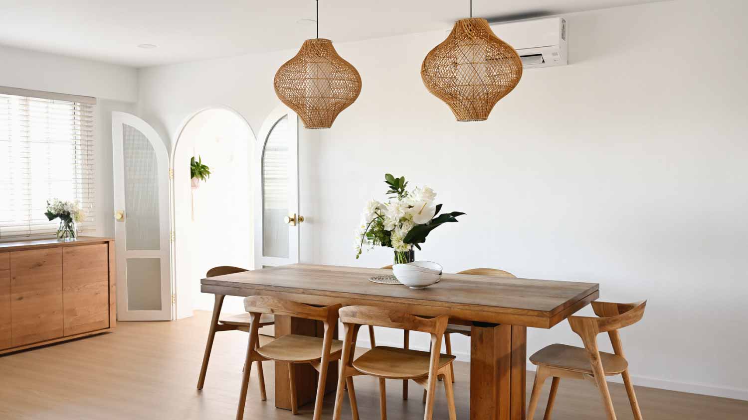 Dining room in an open plan apartment