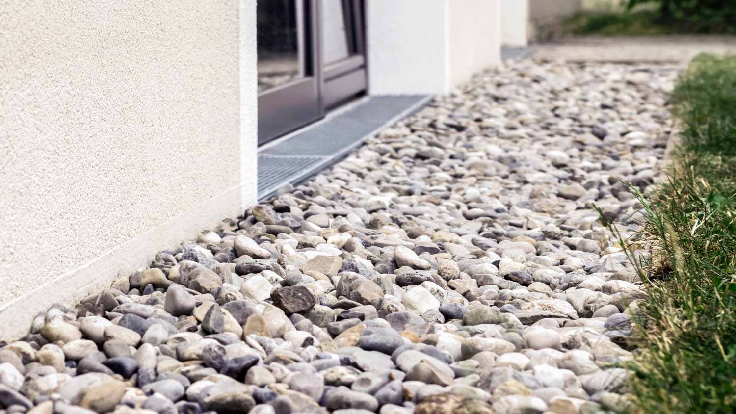 Gravel floor for stormwater