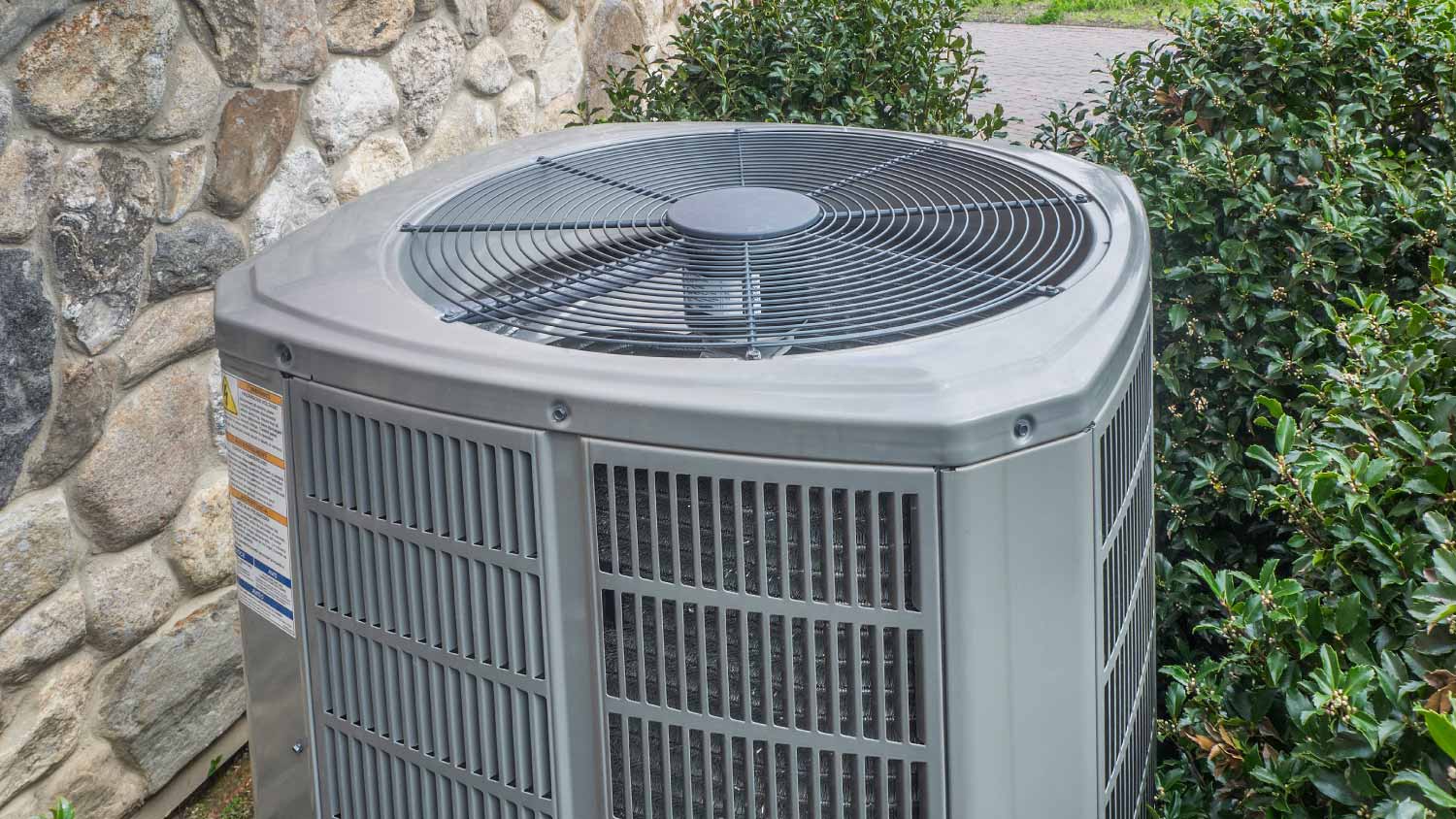 Heating and air conditioning unit