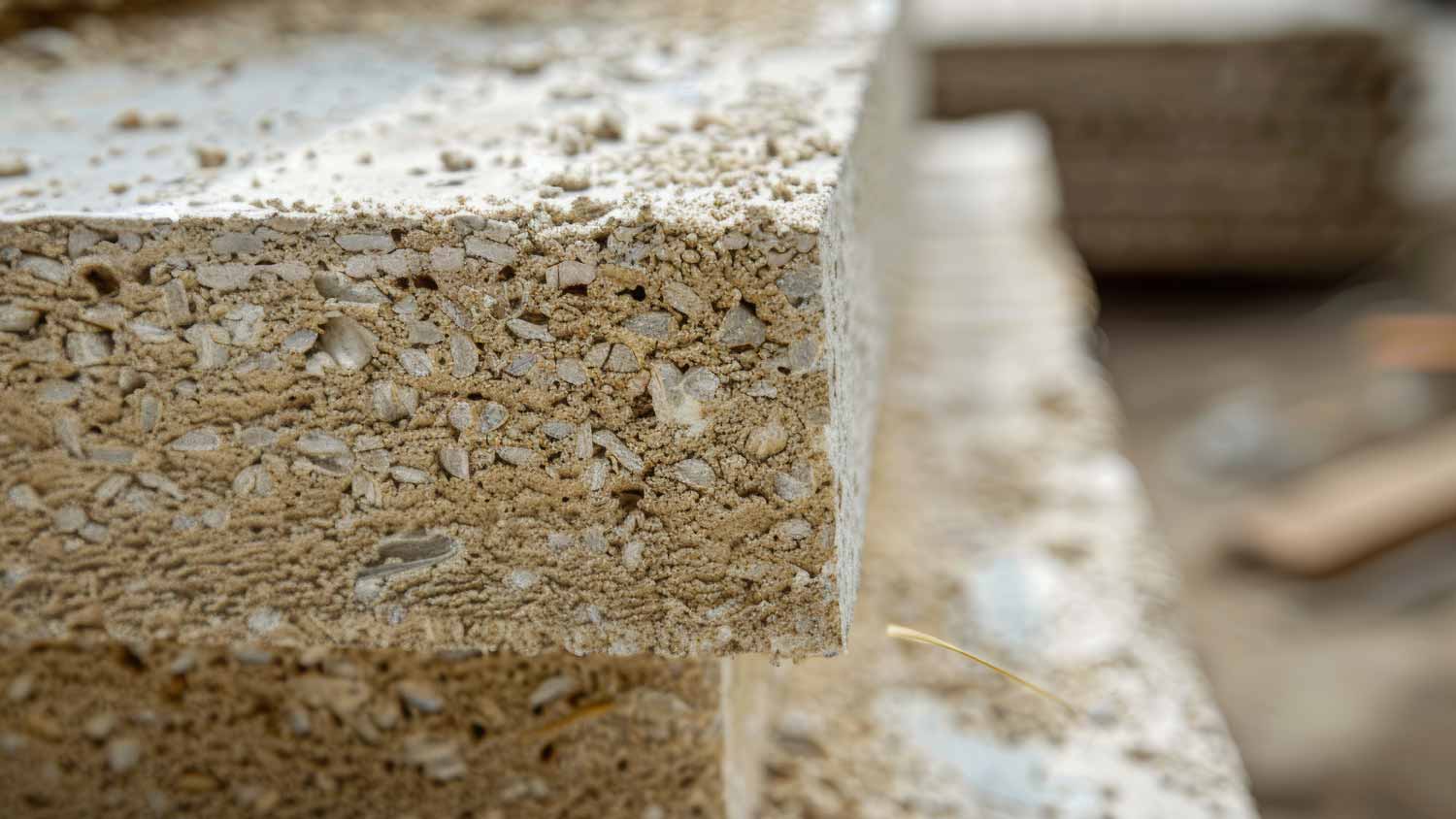 Hempcrete insulation blocks