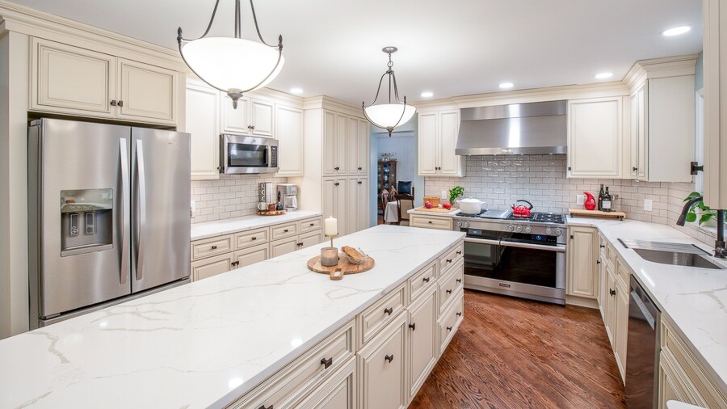 Luxury with kitchen with wooden floor