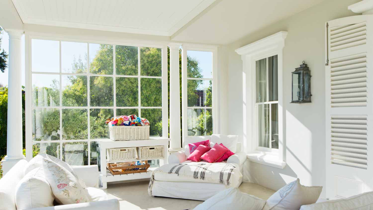 Luxury sun porch 