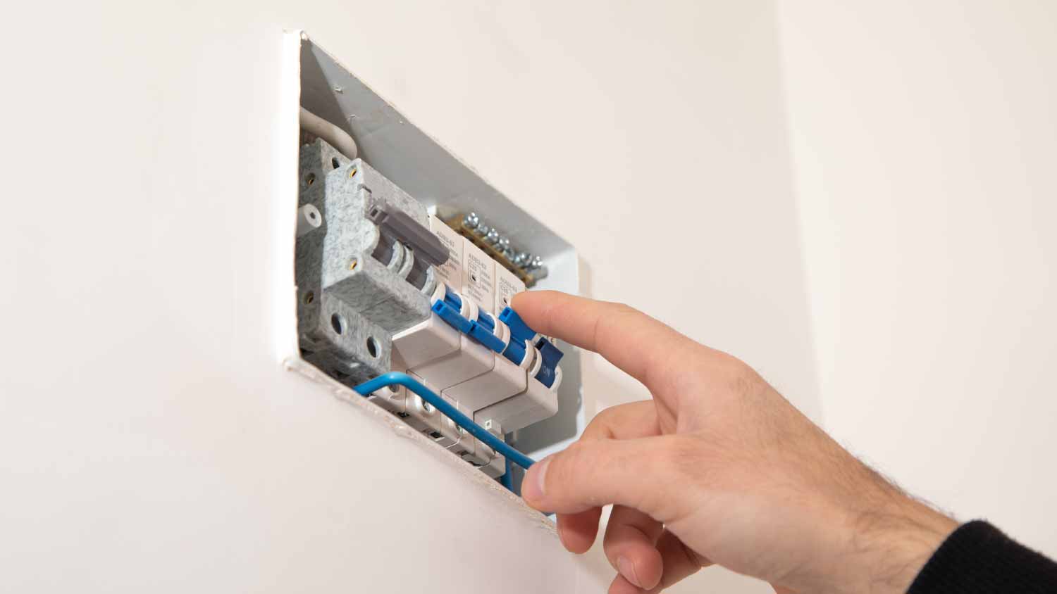 How To Change Water Heater Element [Guide]