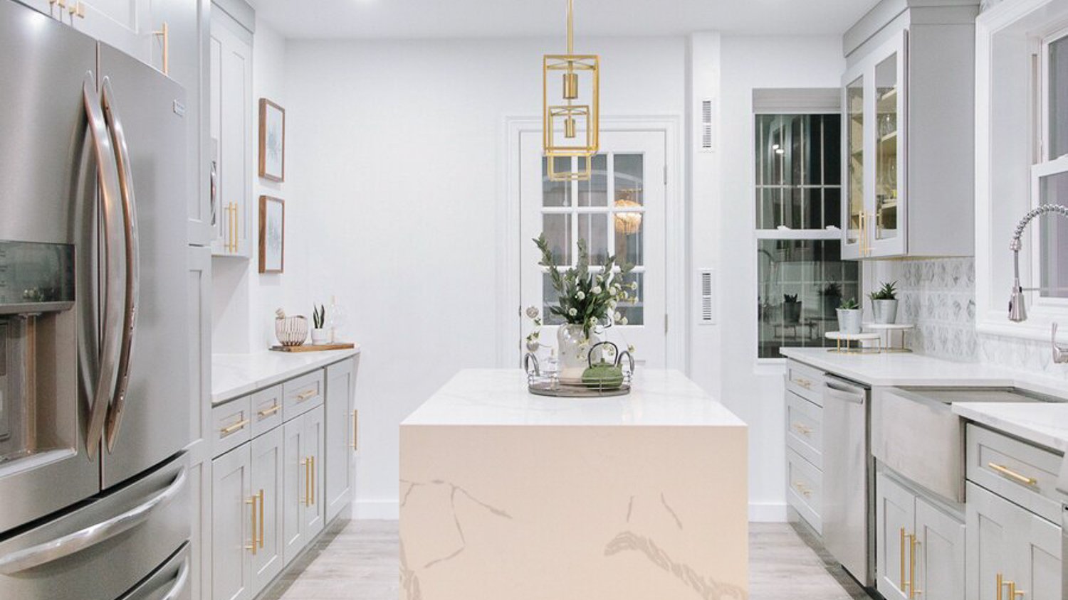 New bright kitchen