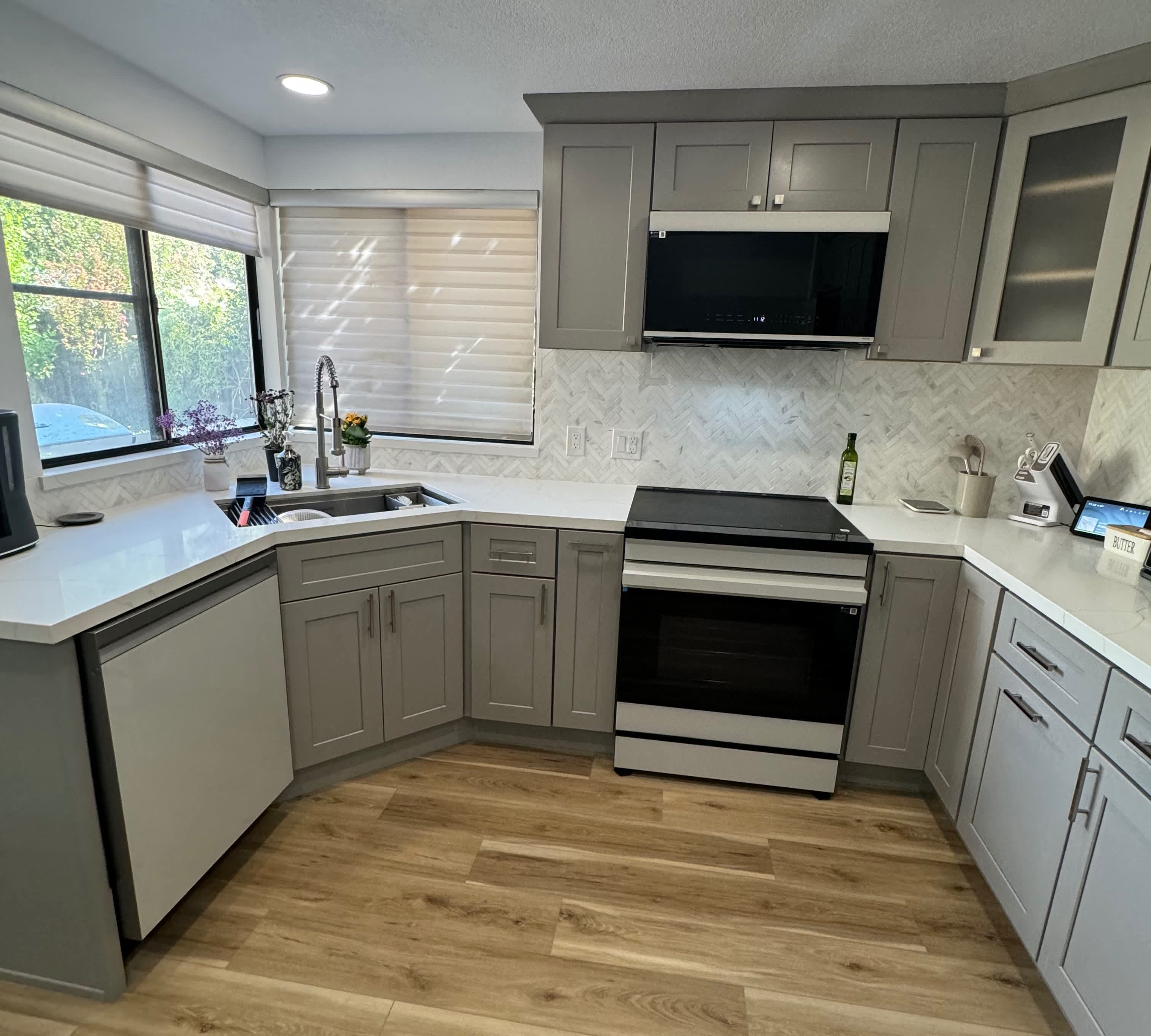 ProDex grey kitchen