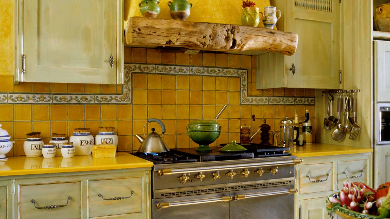 Traditional yellow kitchen