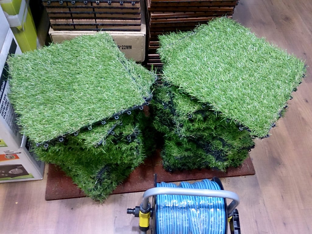 Field turf squares