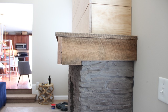 custom-fireplace-mantel-construction