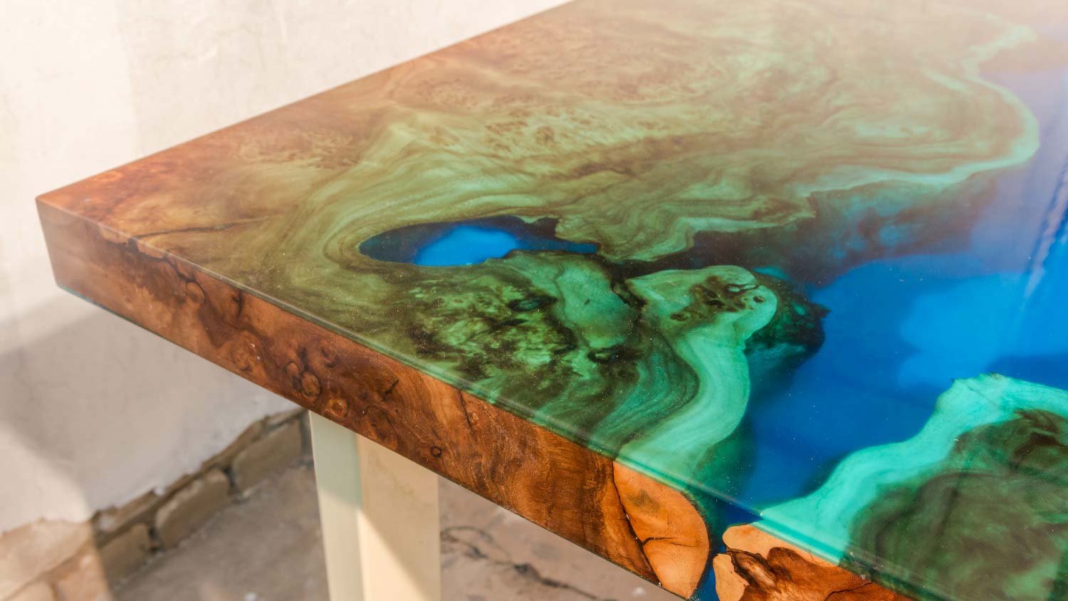 Why Epoxy Countertops Have Me Rethinking DIYing