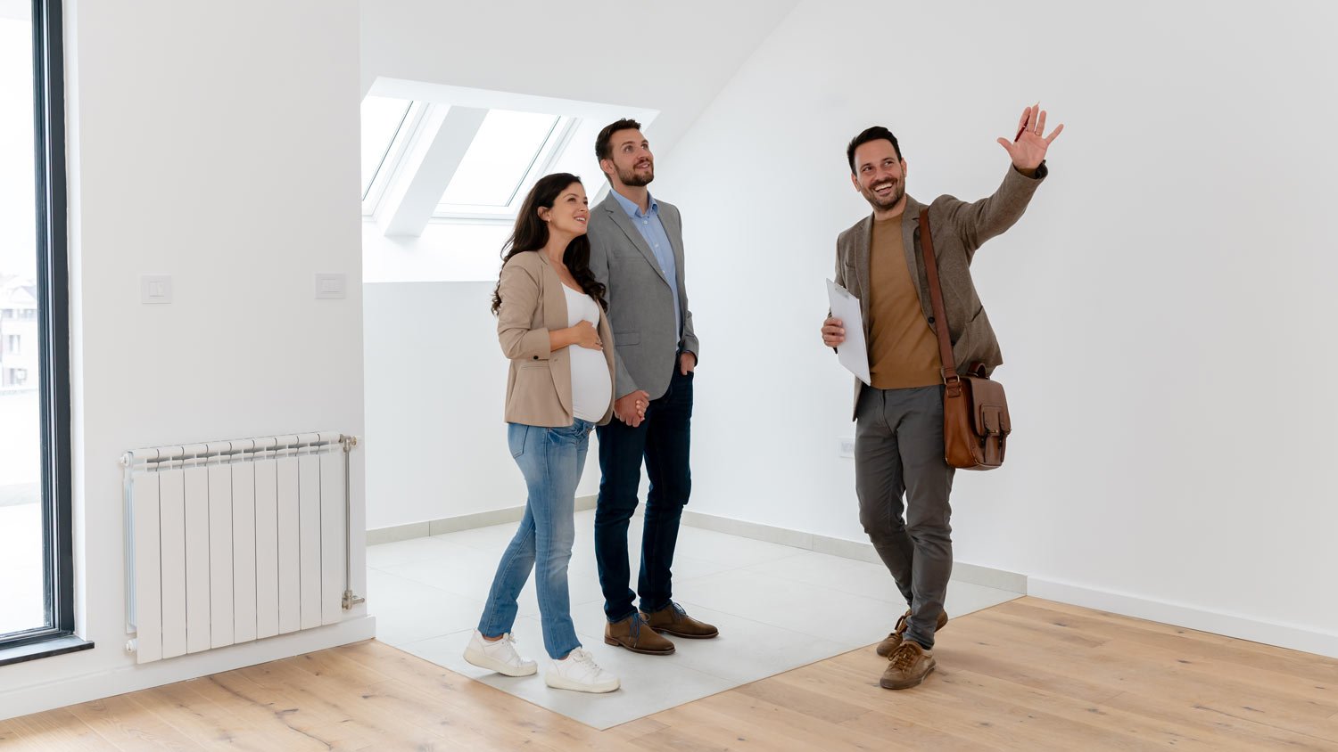 expecting couple visiting home