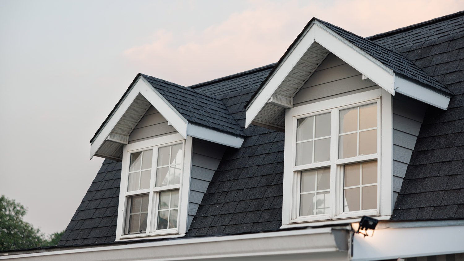 House with 2 dormer windows