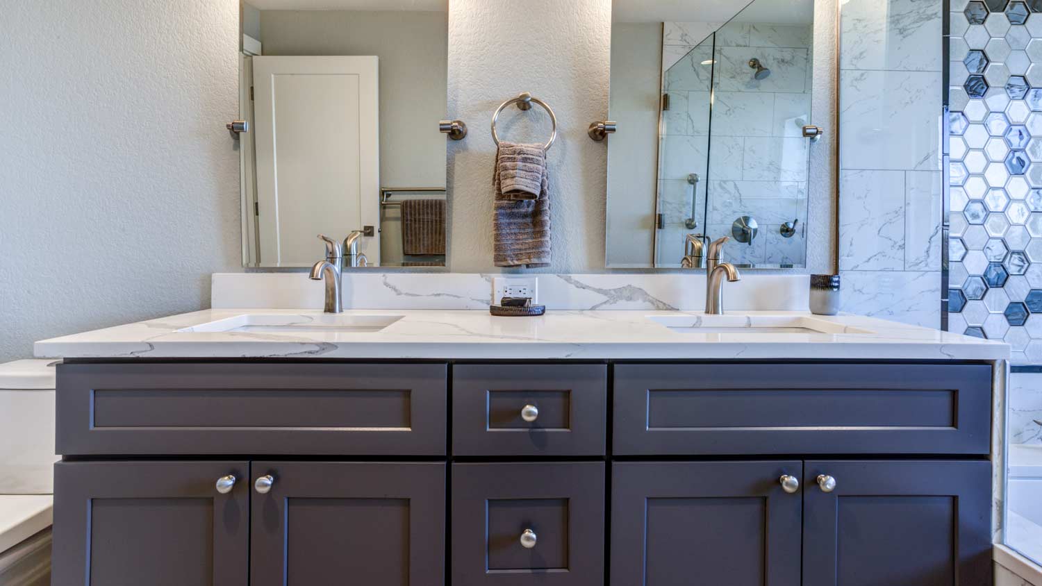 luxury double sink vanity