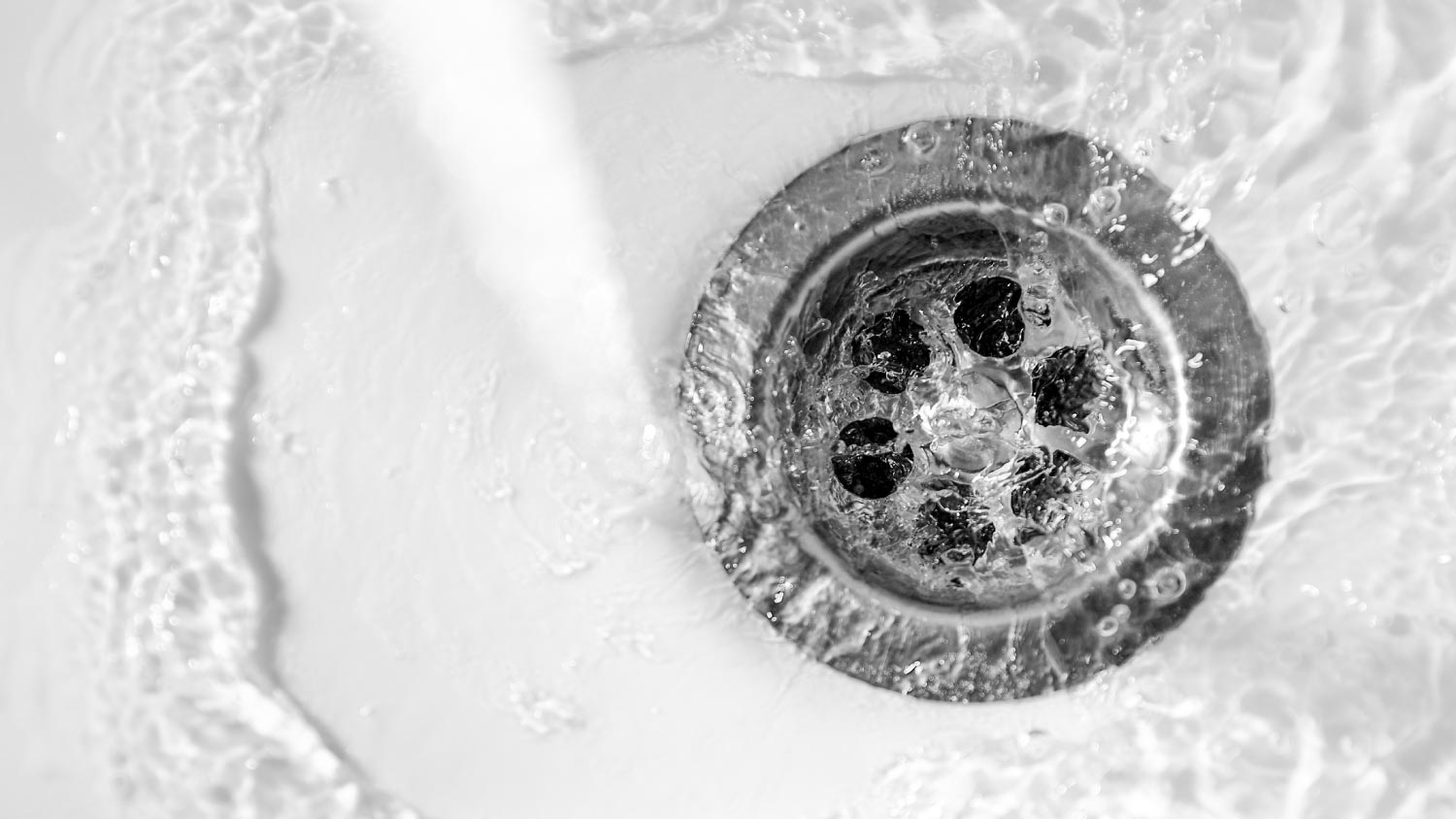 How to Remove a Bathtub Drain