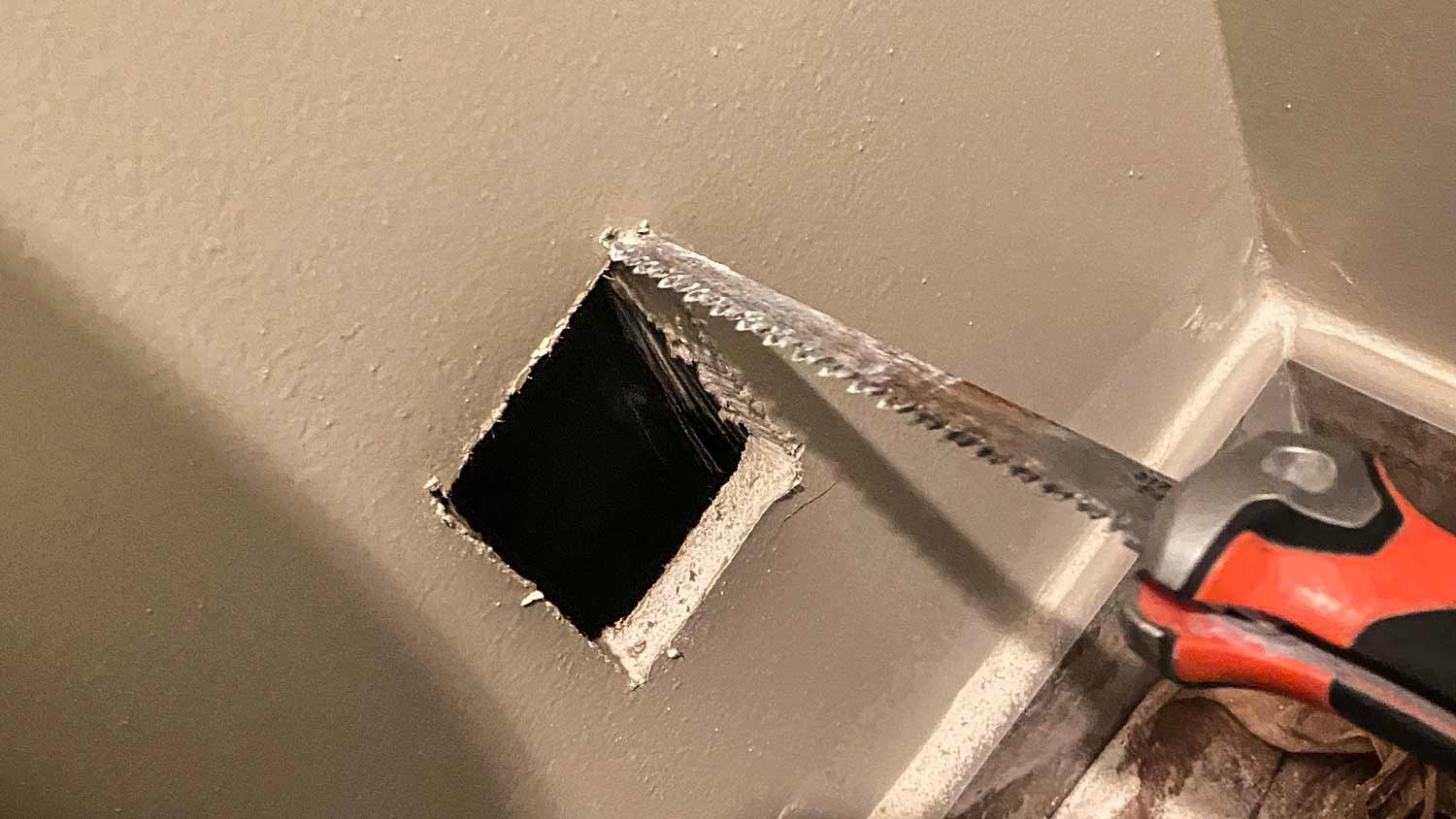 cutting hole in wall for electrical box 