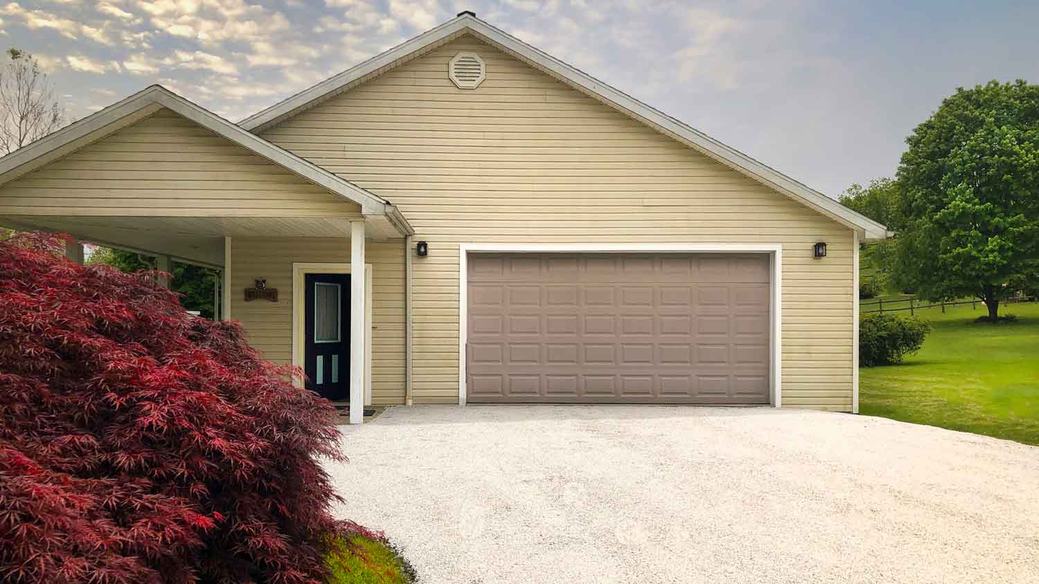 How Much Does a Tar and Chip Driveway Cost in 2025? | Angi