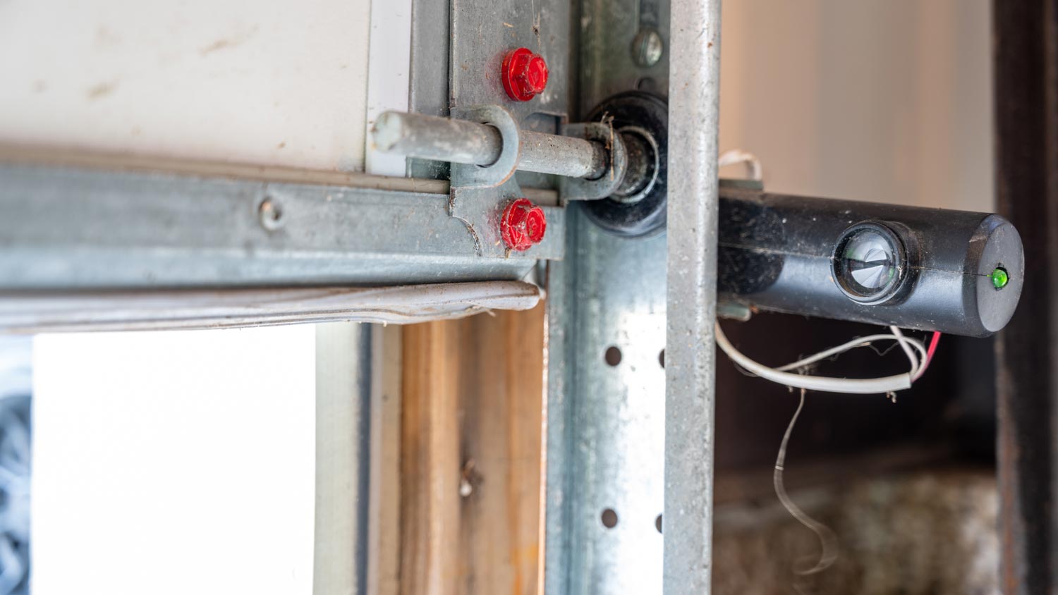 Garage door safety sensor