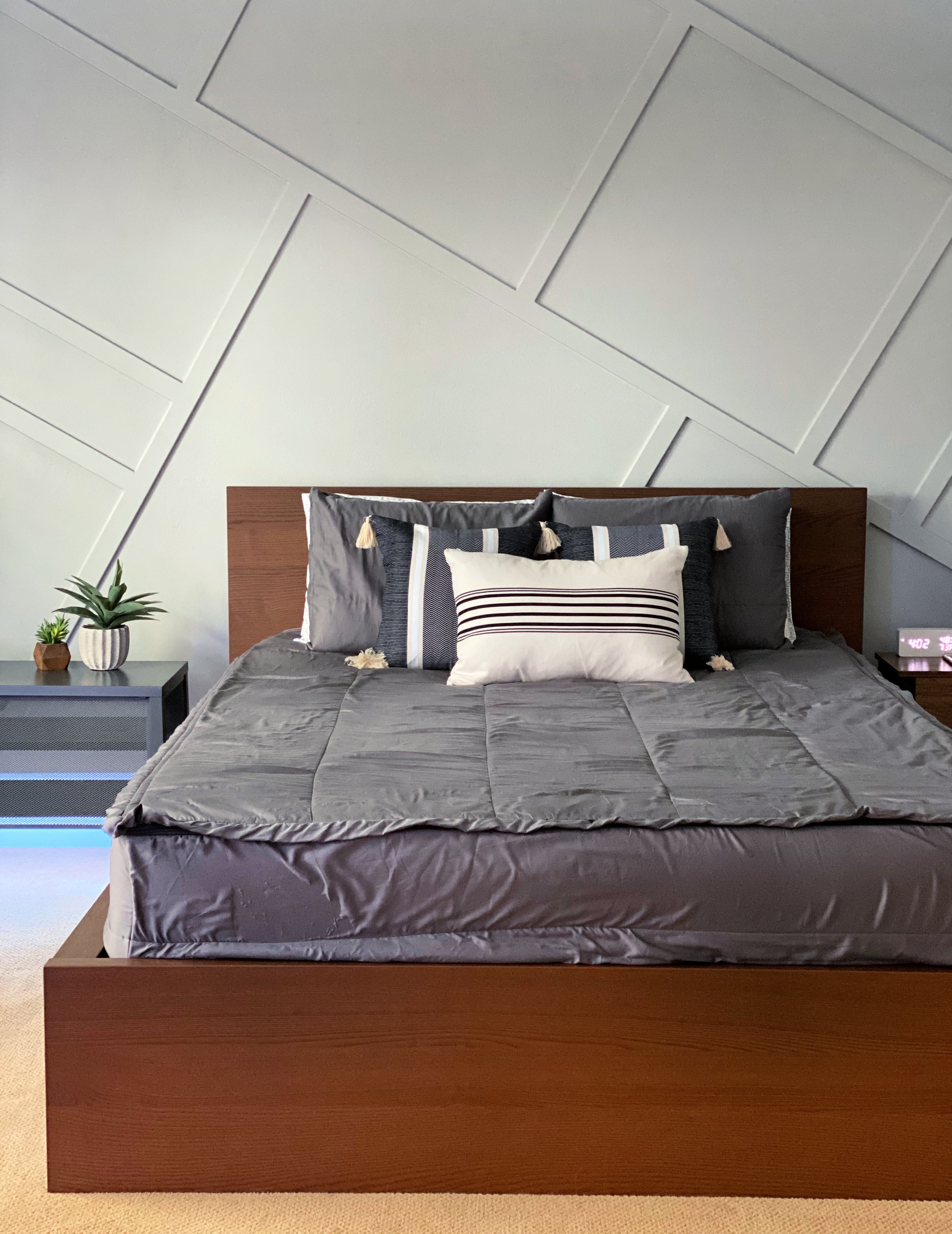 experiment with geometric designs in bedroom