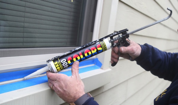 How To Caulk Windows