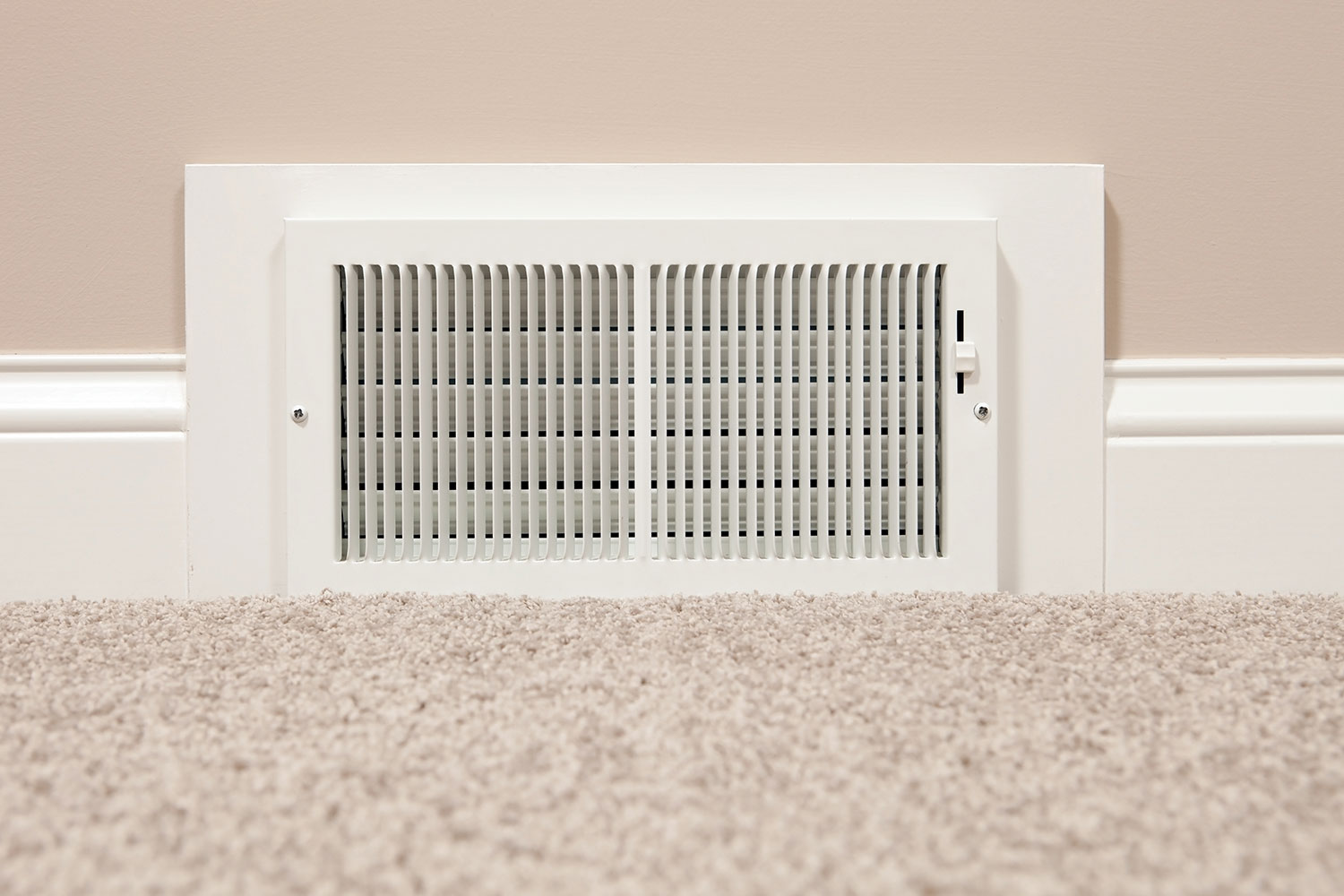 open/ close havoc wall vent