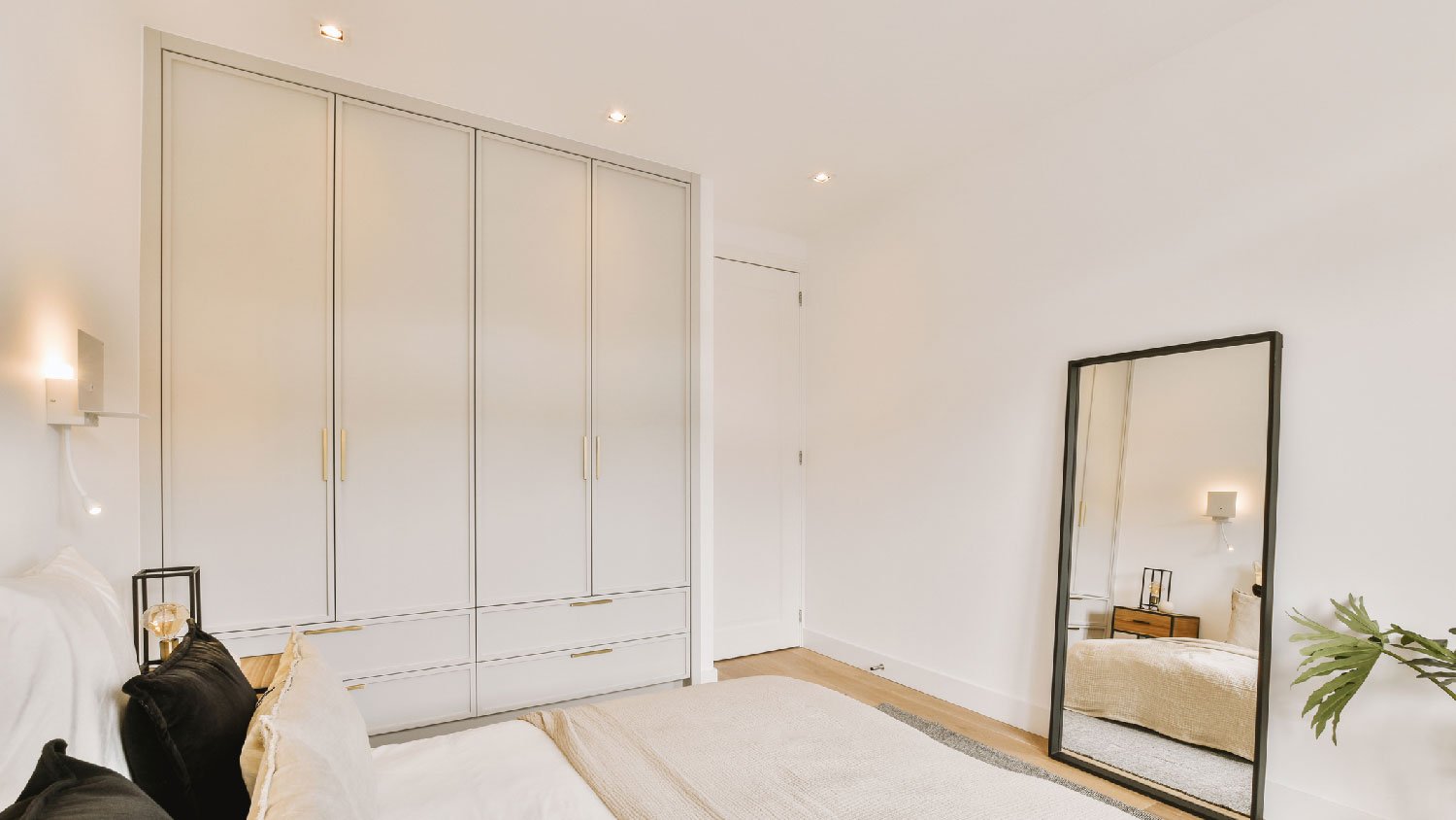 A large closet in a bedroom