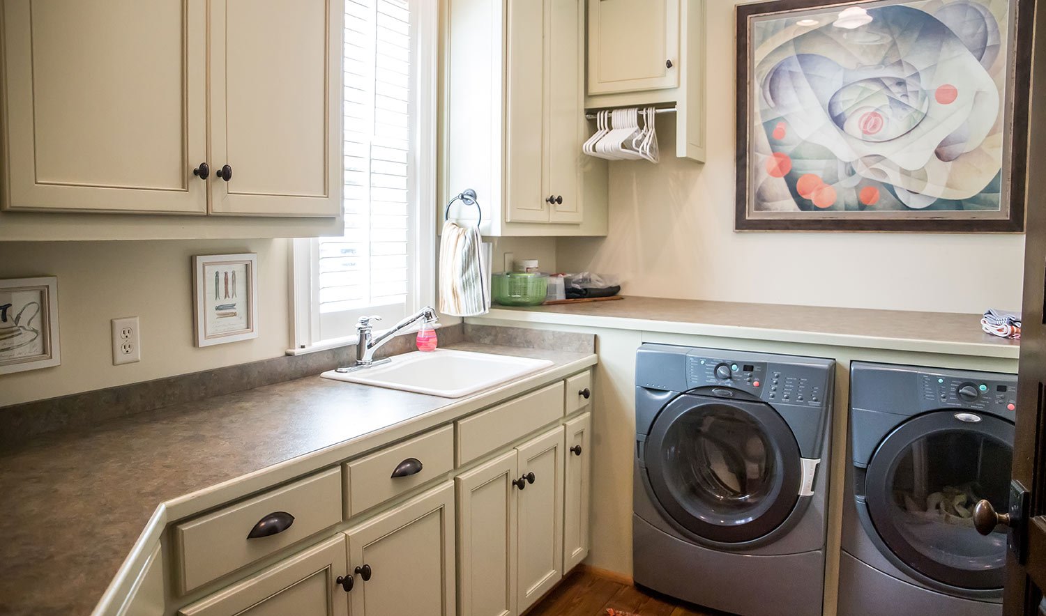 Laundry room with utility sink