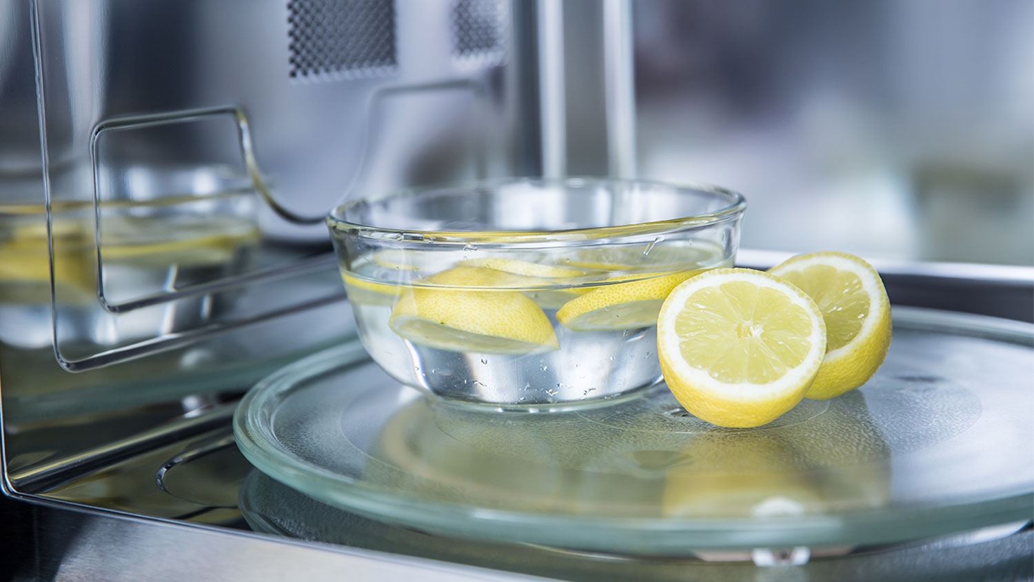 Lemons and water in a microwave