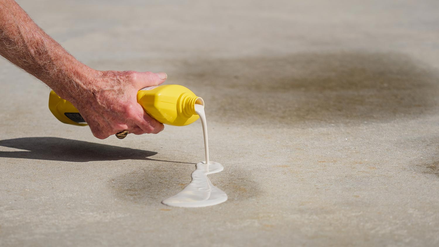 Don't use simply green or 30 second outdoor cleaner for a driveway