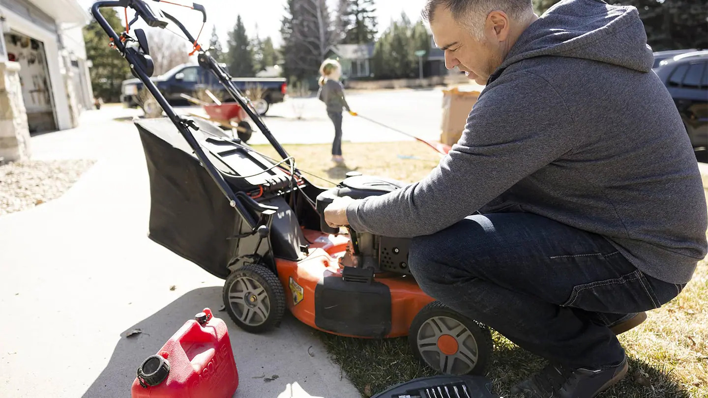 Lawn mower online tuning