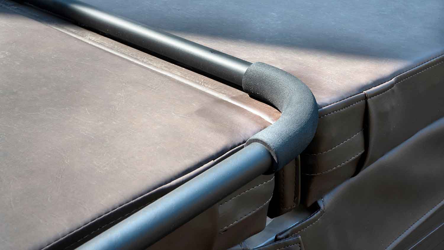 closeup of a manual hot tub cover lifter