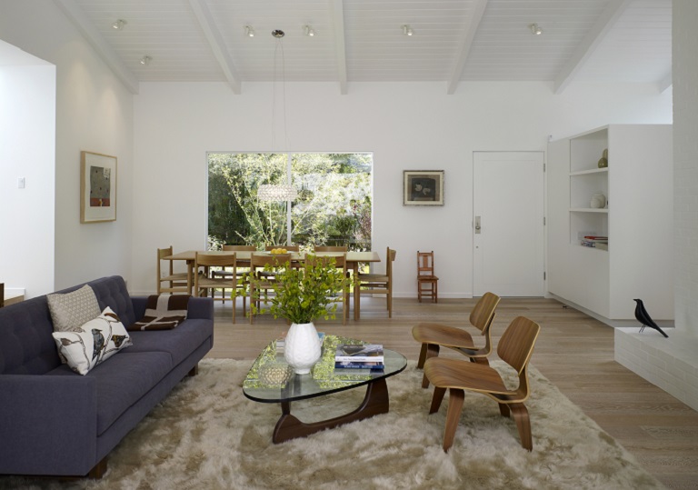 Mid-century modern living room