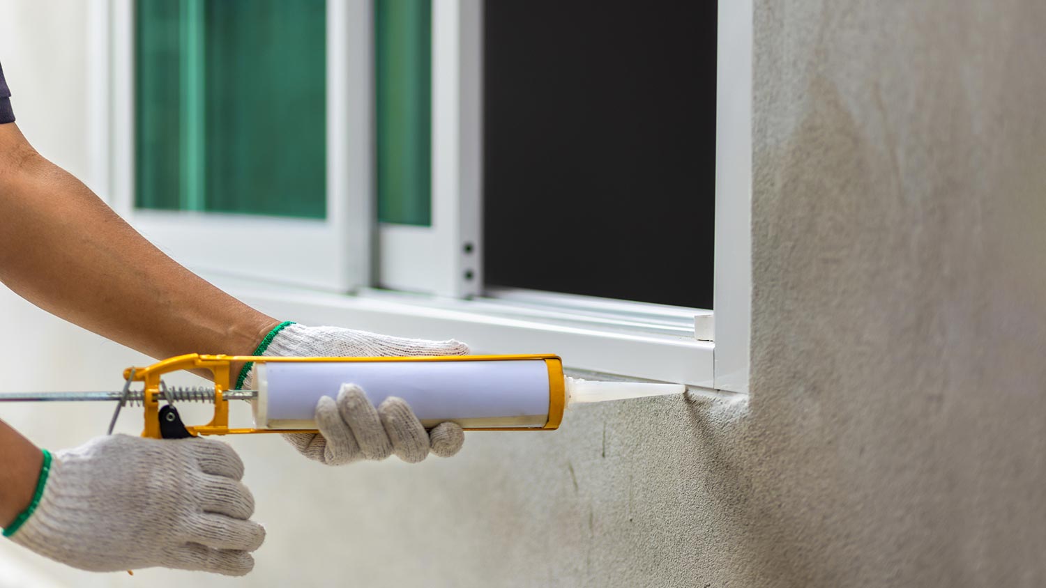 Caulk vs. Spackle Which Is Best for Drywall Repairs?