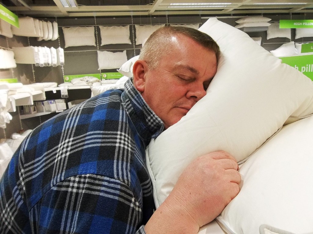 best pillow store