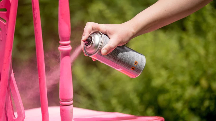 Spray painting chair pink