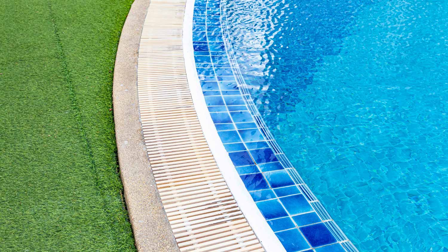 Pool and green artificial turf