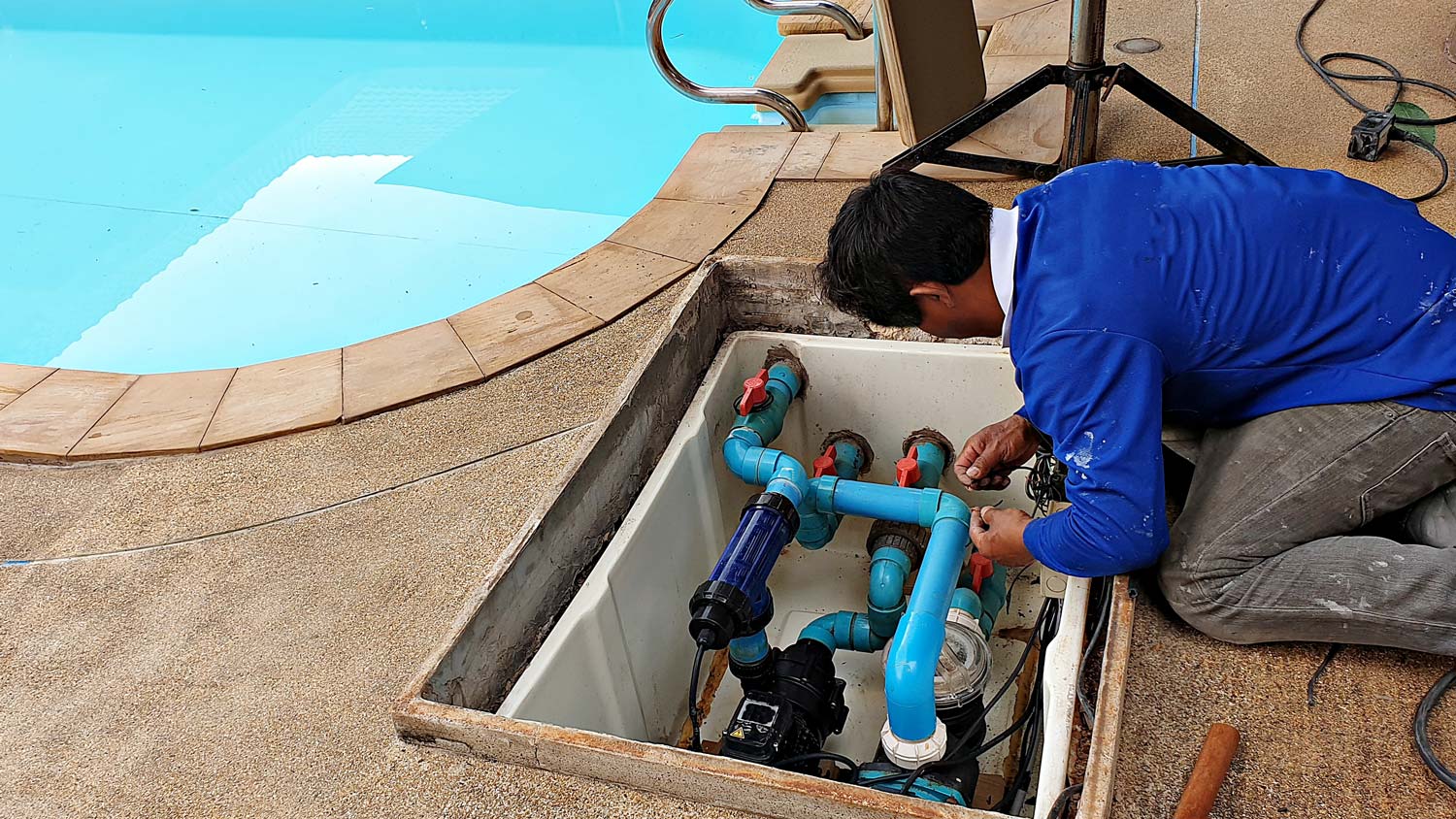 When & How to Replace a Pool Pump - Toronto Pool Supplies Blog