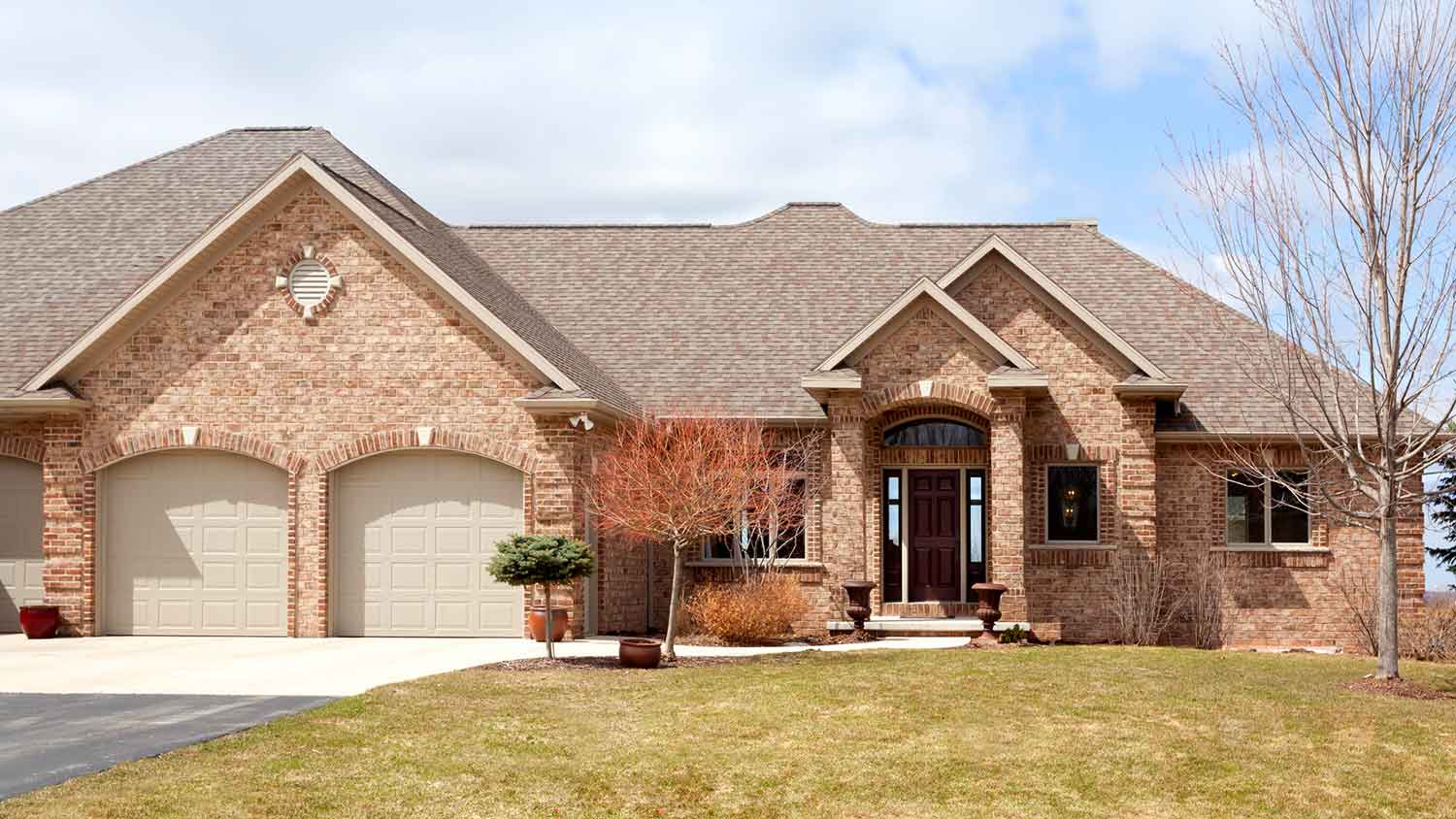 How to Choose Roof Color for a Red Brick House