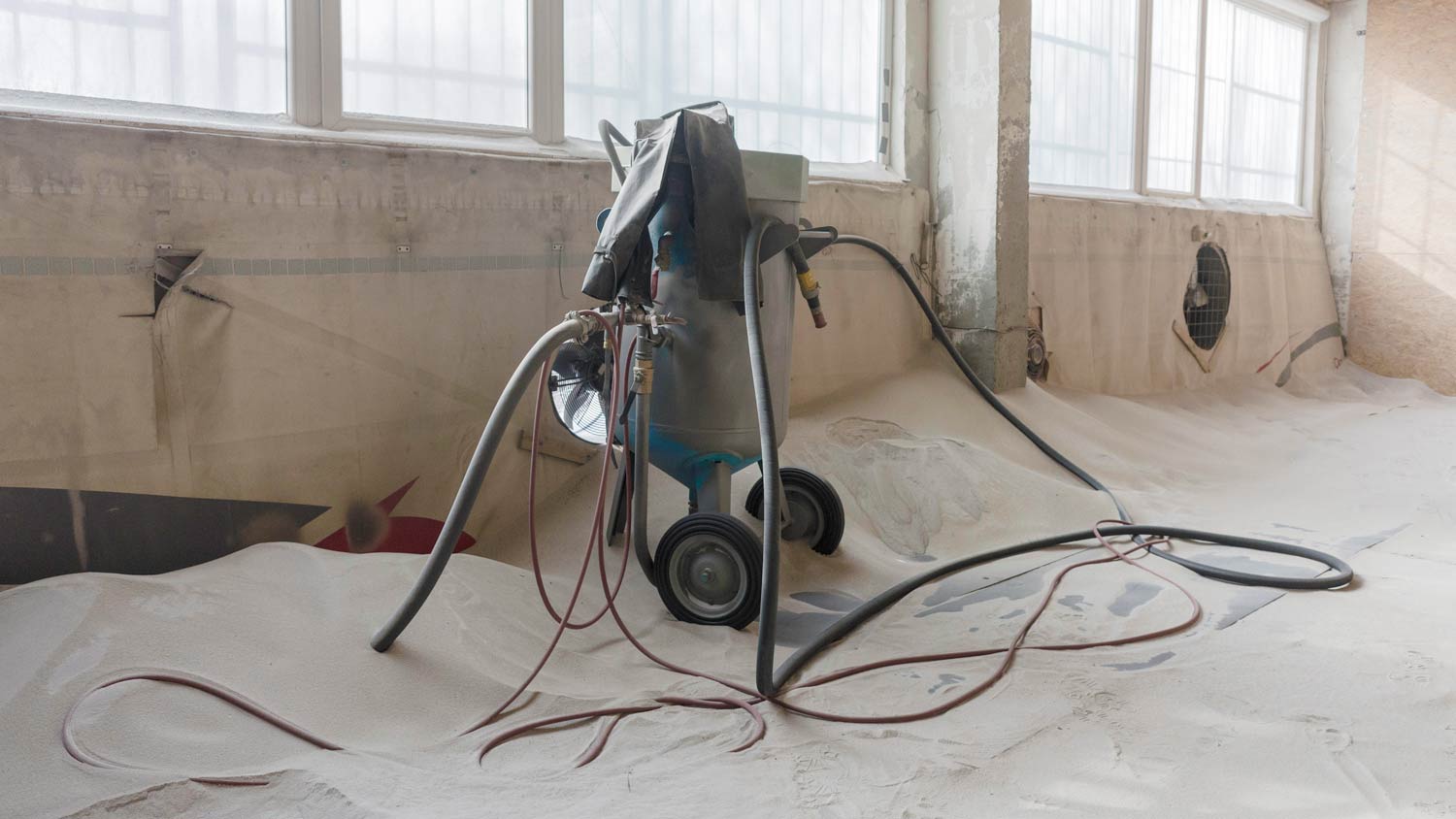 sandblaster machine