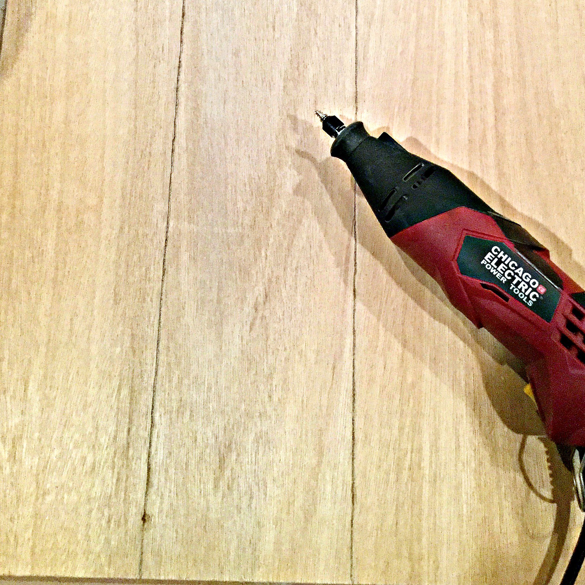 DIY faux shiplap picture frame