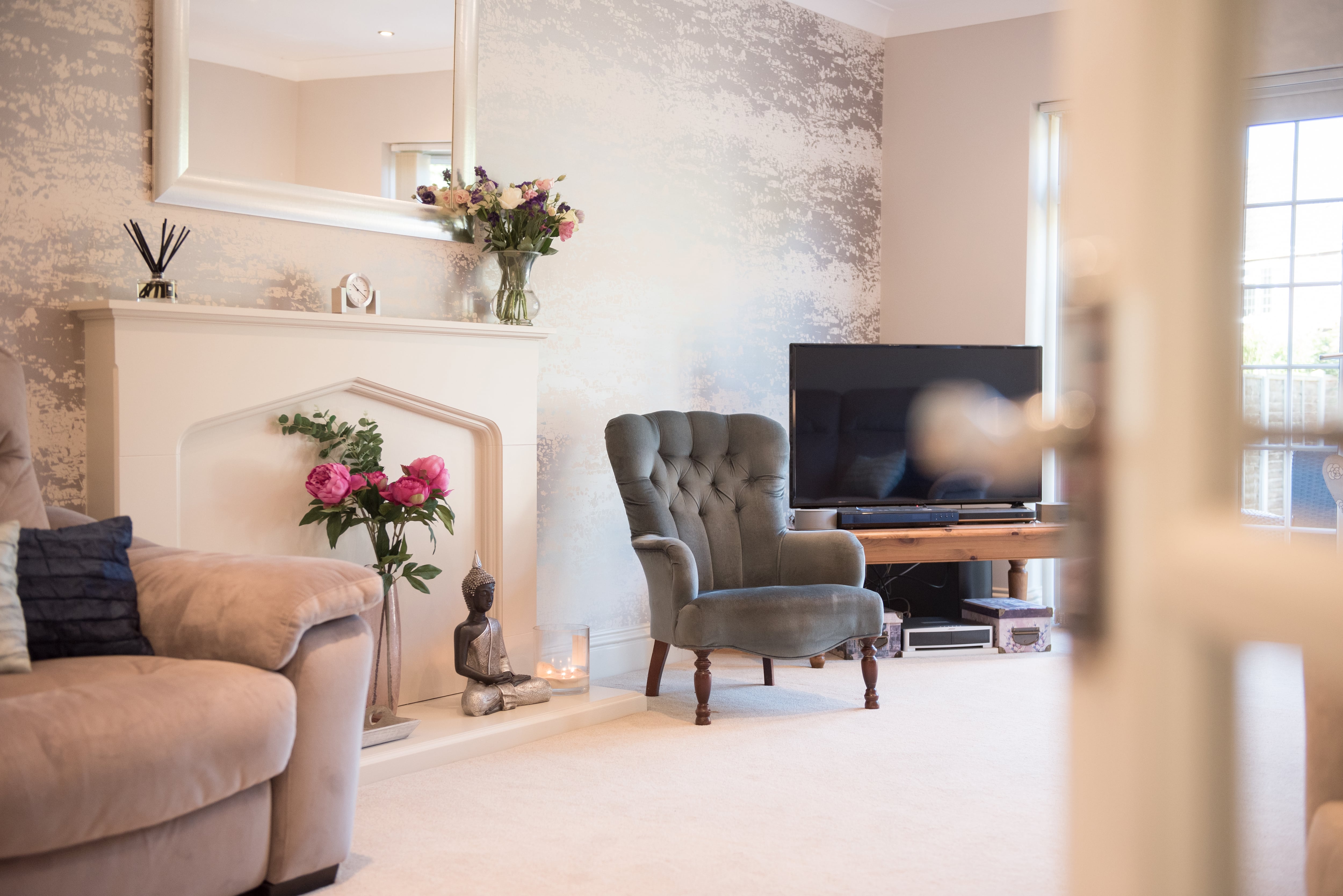 Silver metallic accent wall in living room