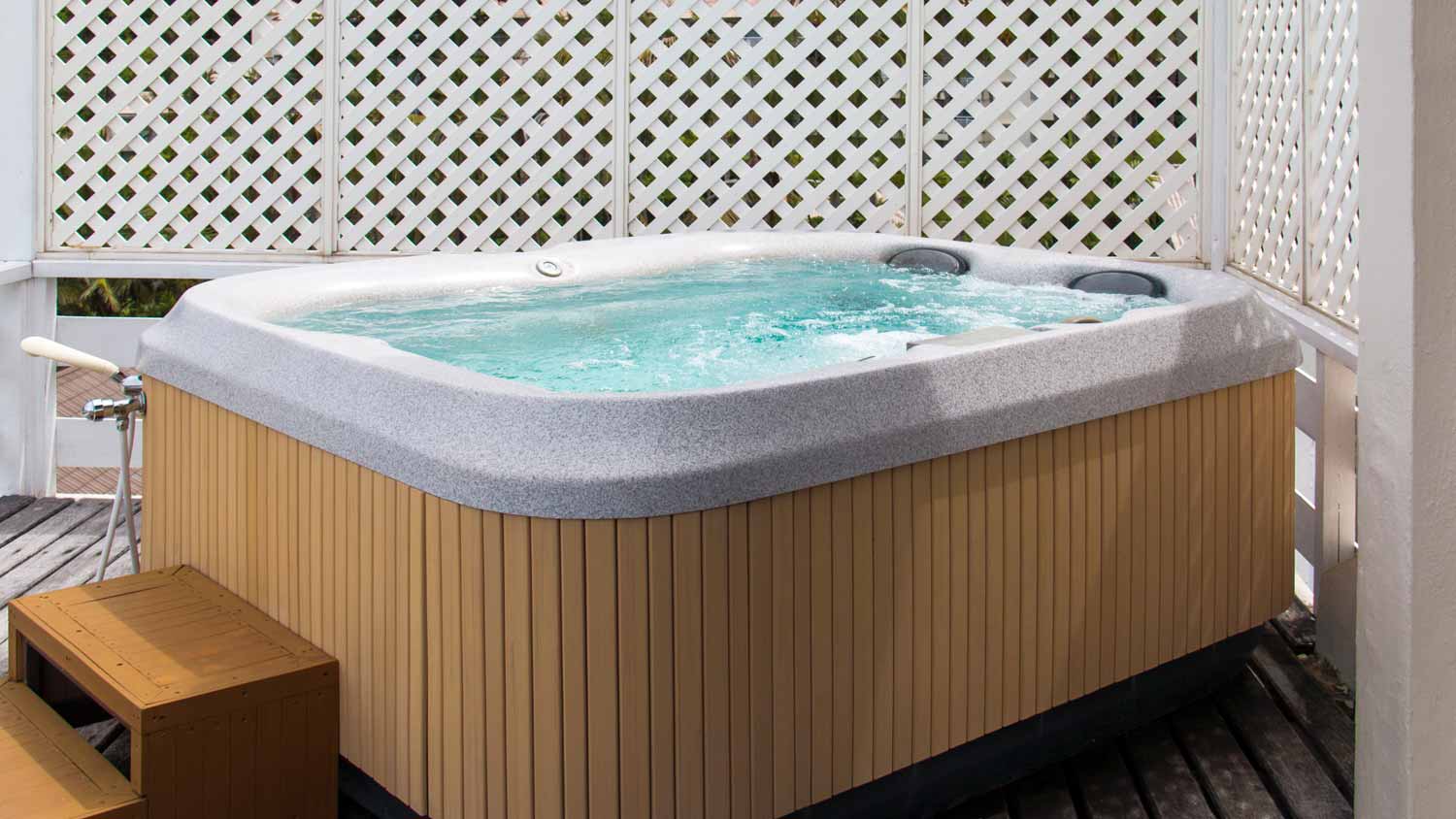 standard hot tub spa