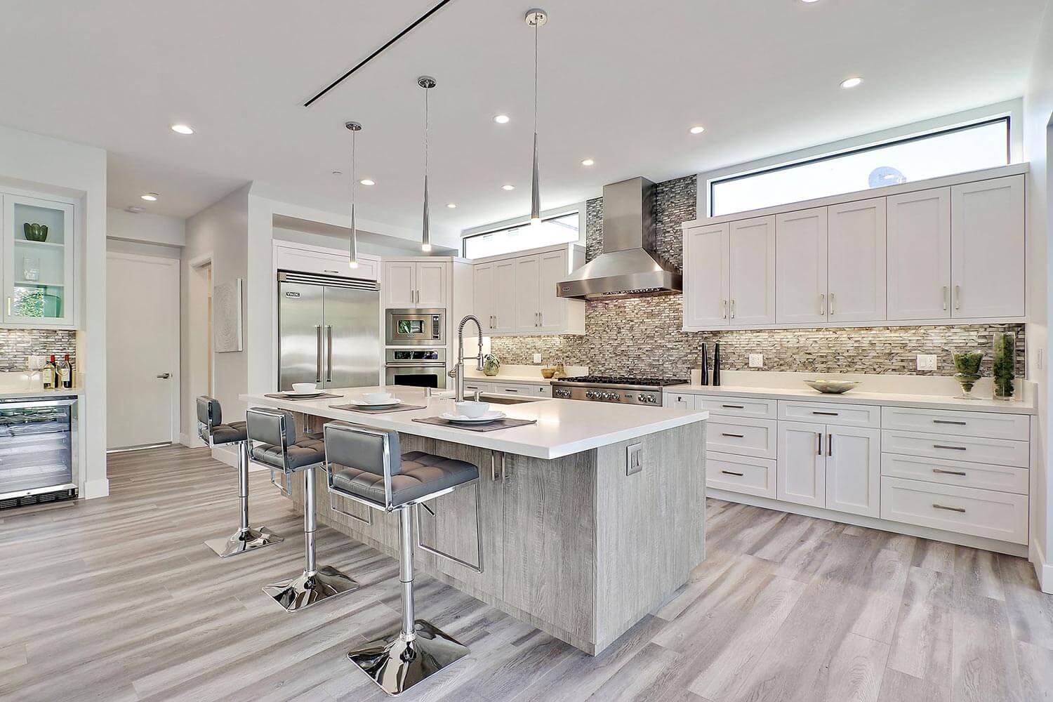 A spacious kitchen with high ceilings