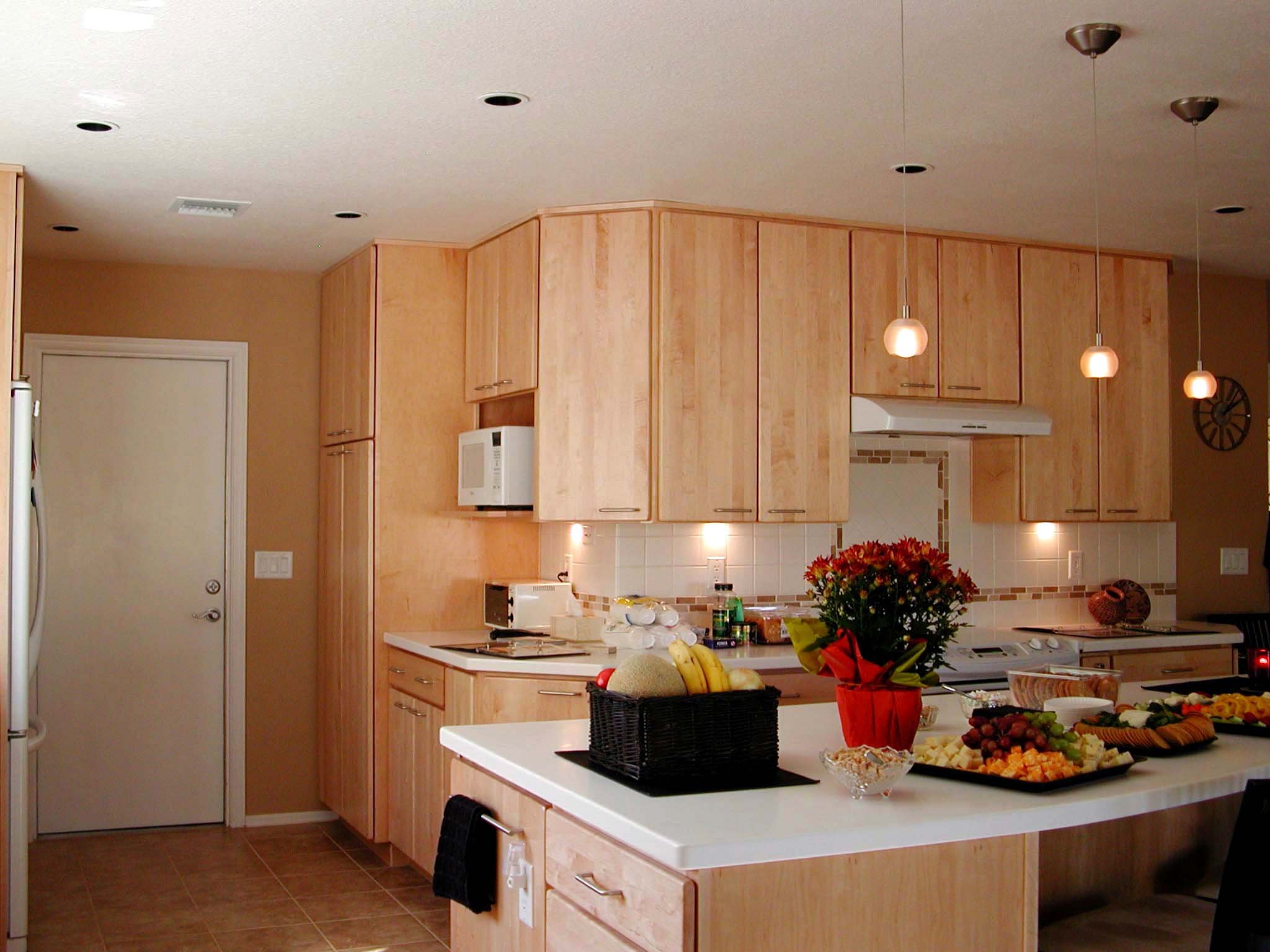 under-cabinet lighting