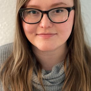 Lauren Murphy headshot