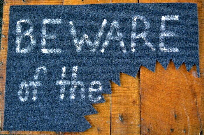 DIY Halloween welcome mat