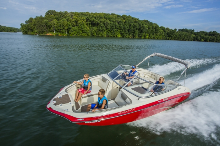 ski boat